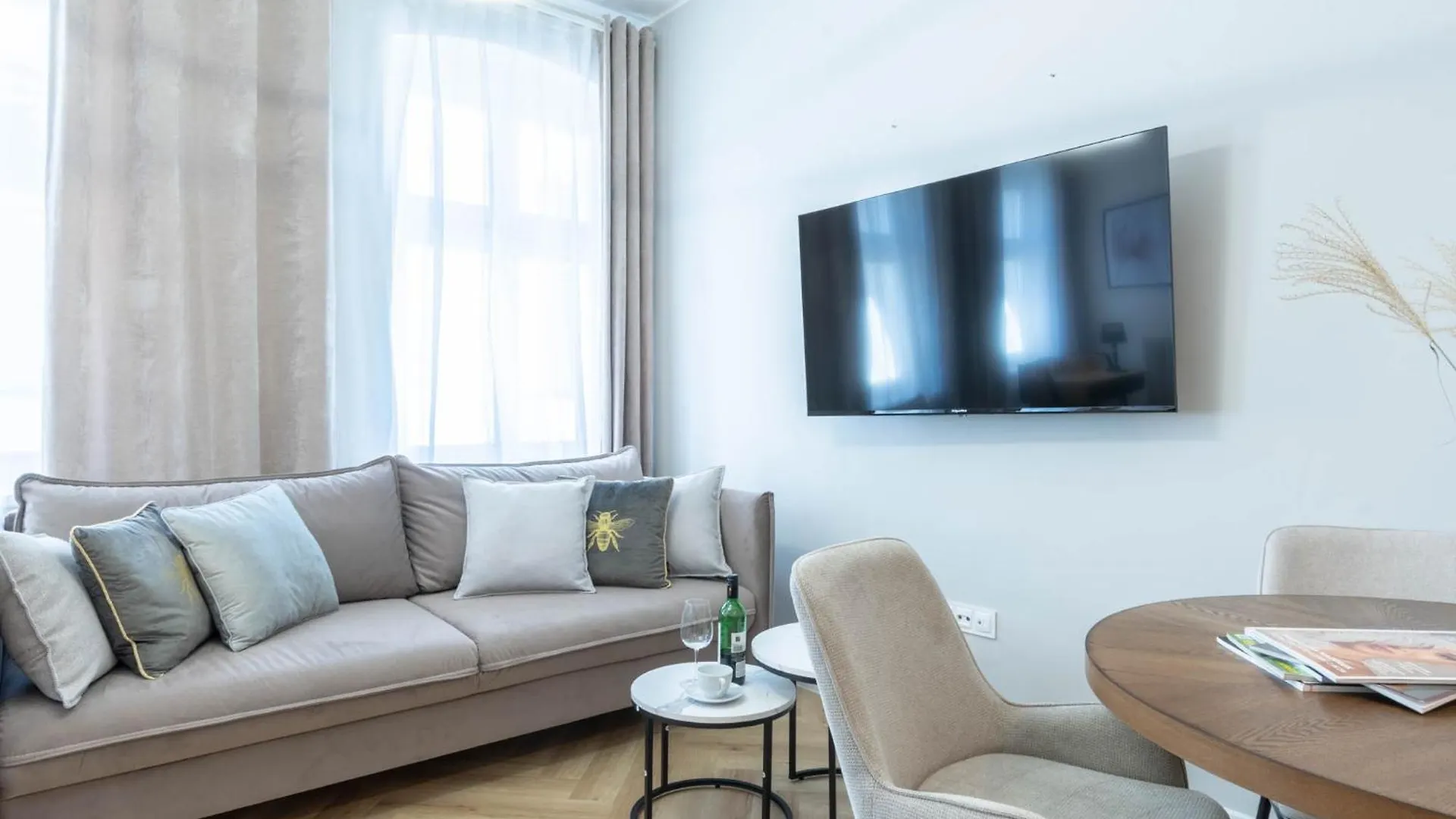 Green Haven Poznan Apartment